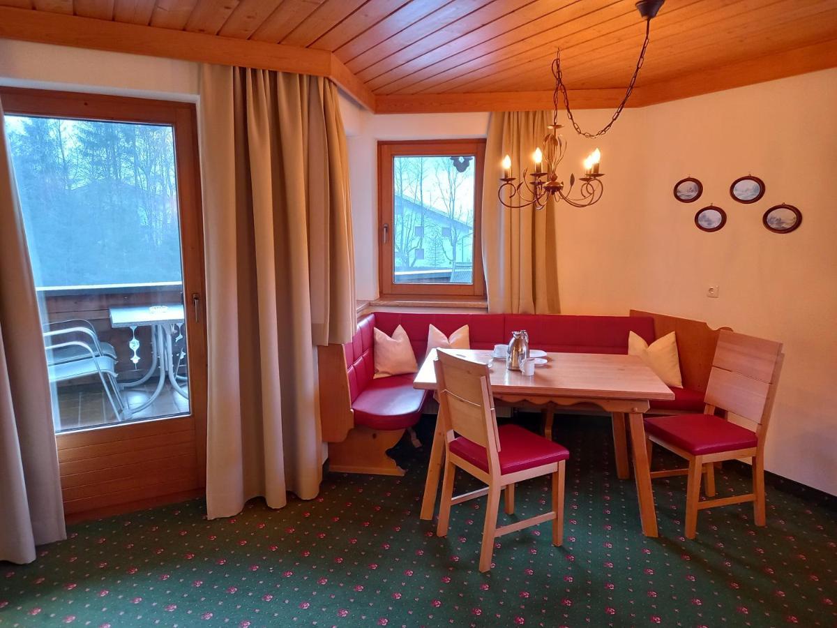 Hotel Garni Erler Mayrhofen Buitenkant foto