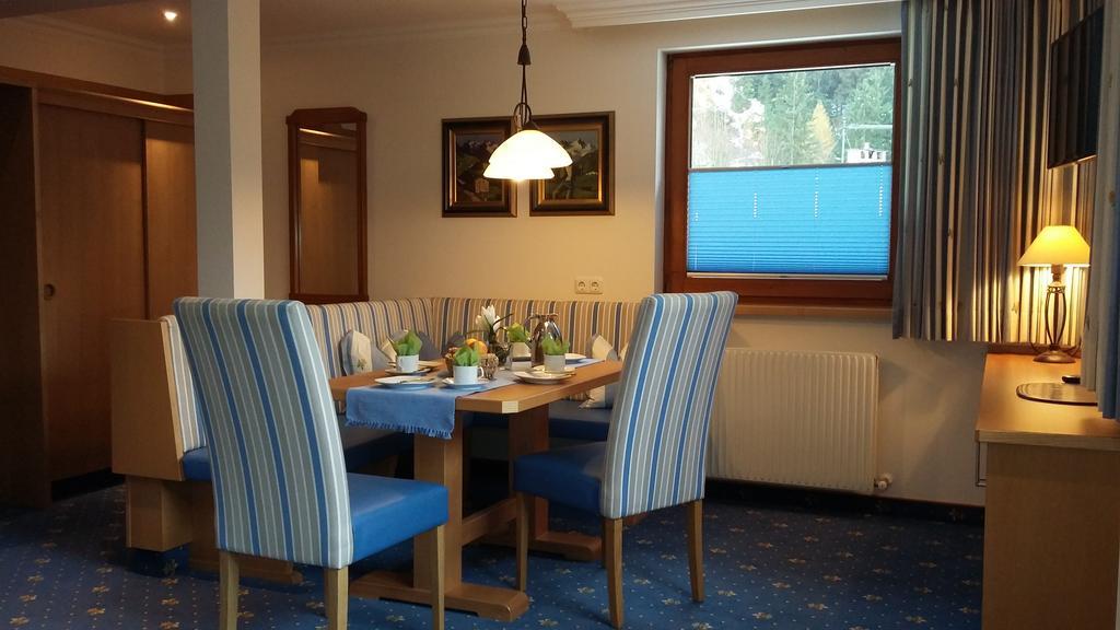 Hotel Garni Erler Mayrhofen Buitenkant foto