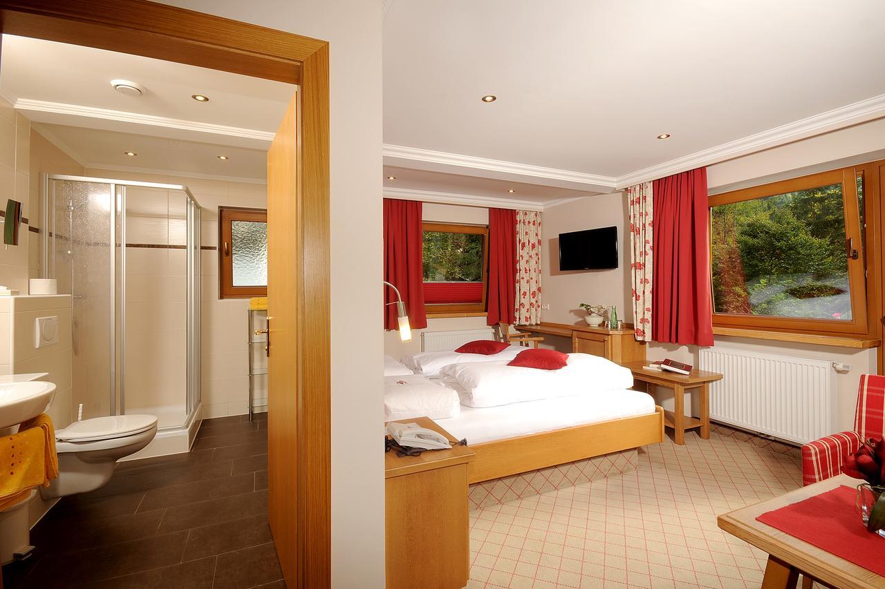 Hotel Garni Erler Mayrhofen Buitenkant foto