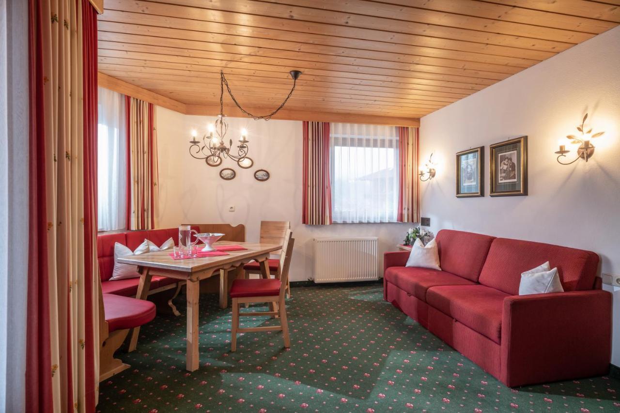 Hotel Garni Erler Mayrhofen Buitenkant foto